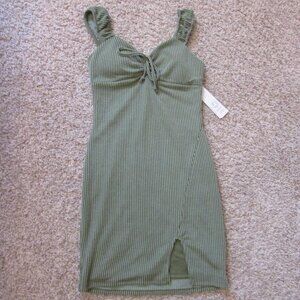 NWT No Boundaries XS Green Pea Wiggle Knit Sundress Pad Bra Below Knee Slit